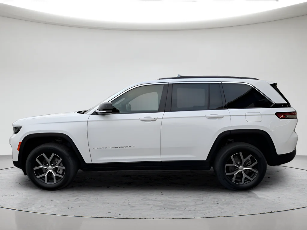 New 2025 Bright White Clear-Coat Exterior Paint Jeep Limited image 6