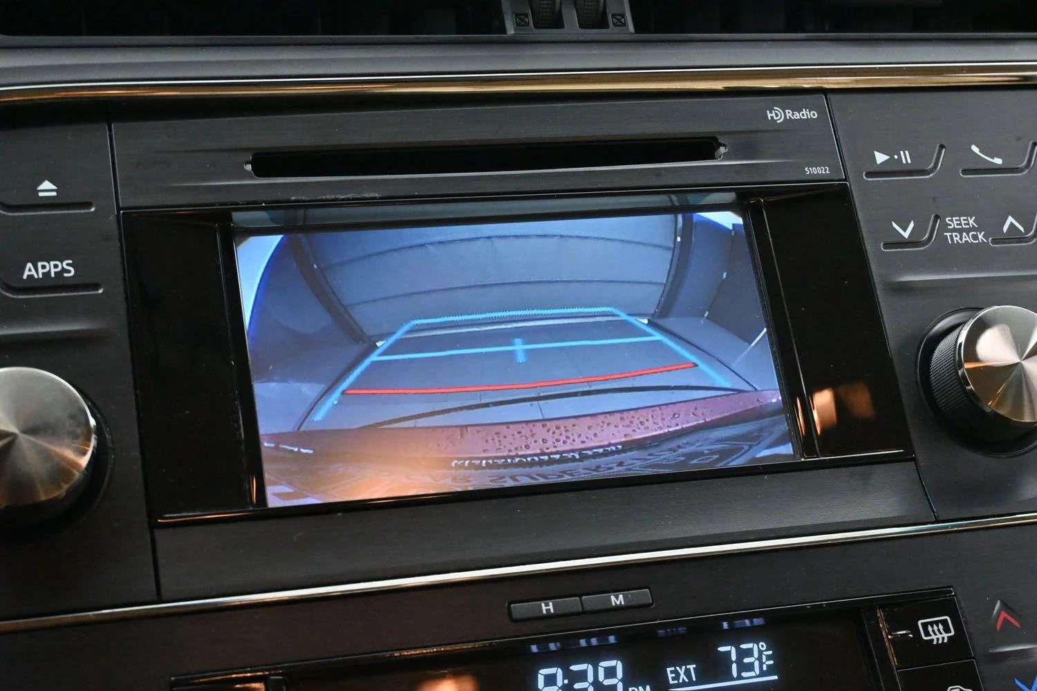 Used 2015 Ooh La La Rouge Mica Toyota XLE image 21