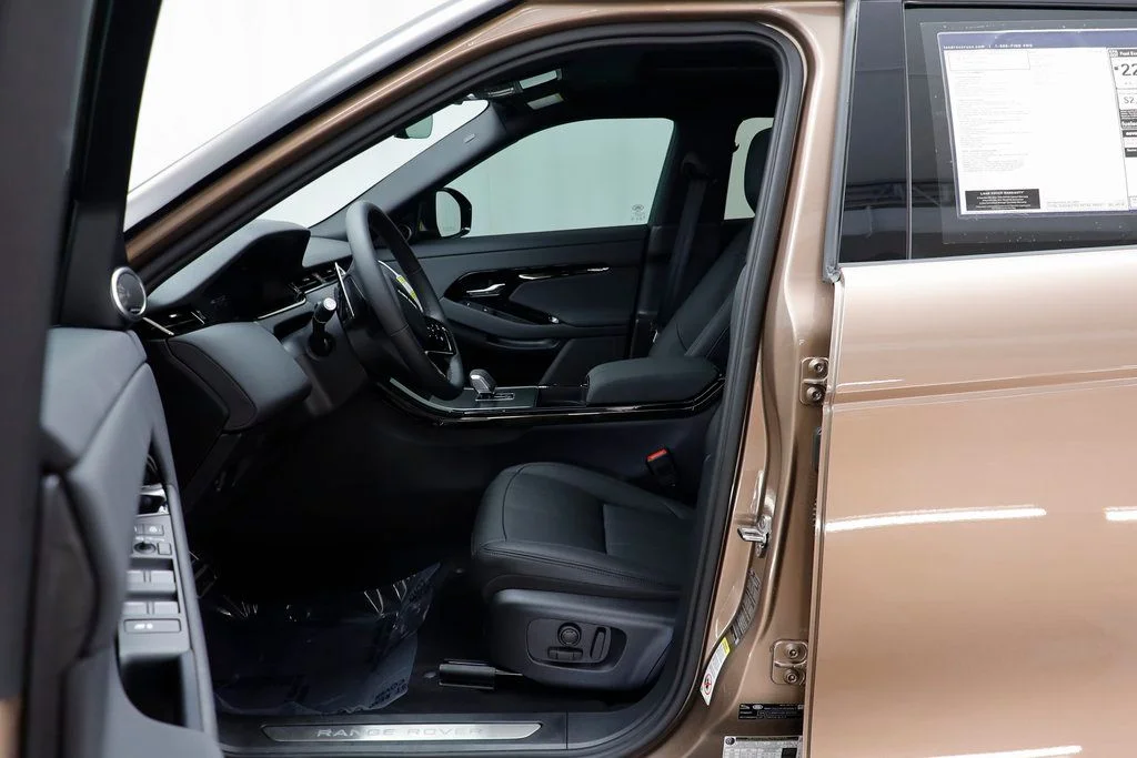 2026 Land Rover Range Rover Evoque Dynamic SE - Photo 7