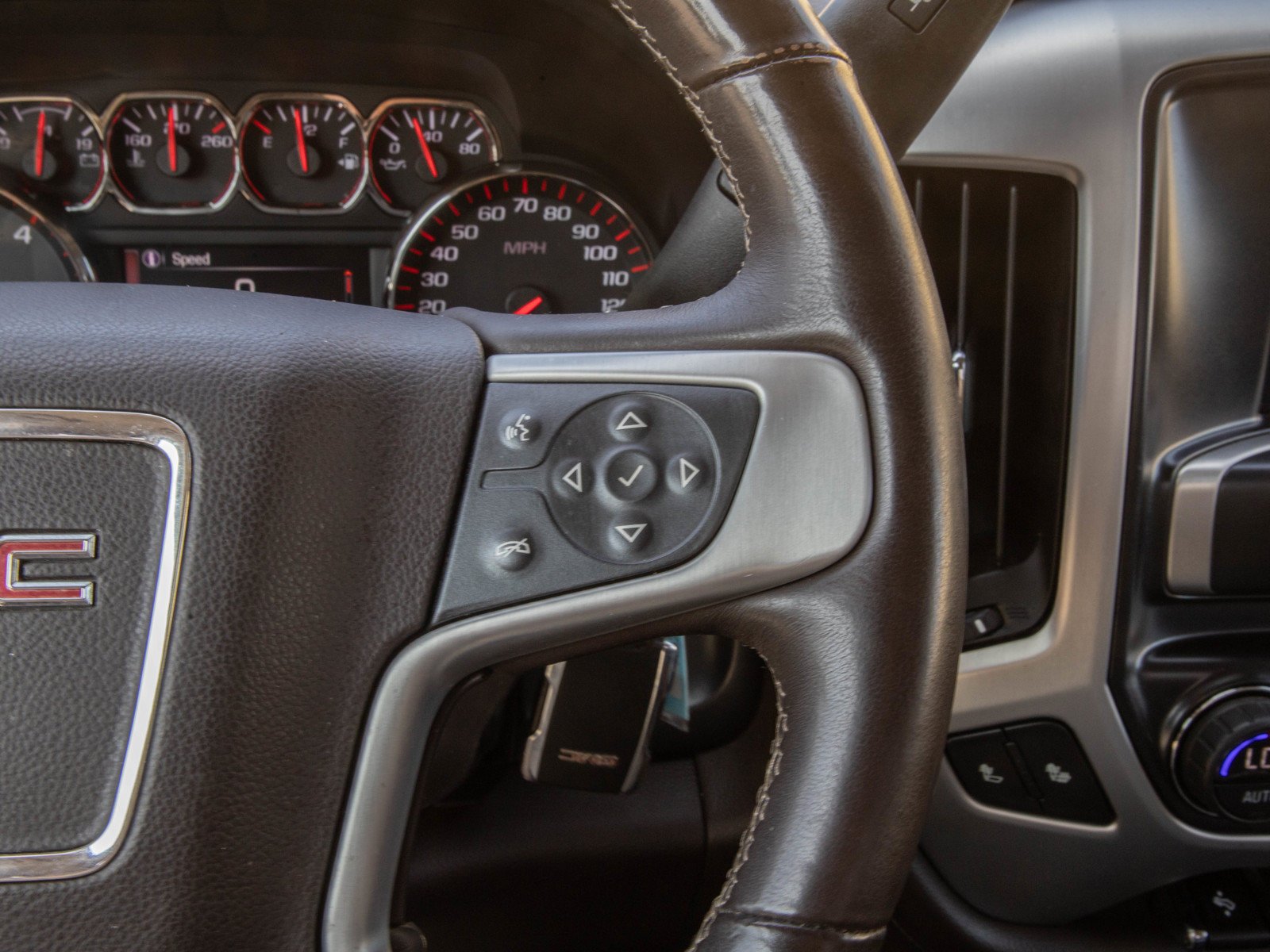 Used 2016 Crimson Red Tintcoat GMC SLT image 25