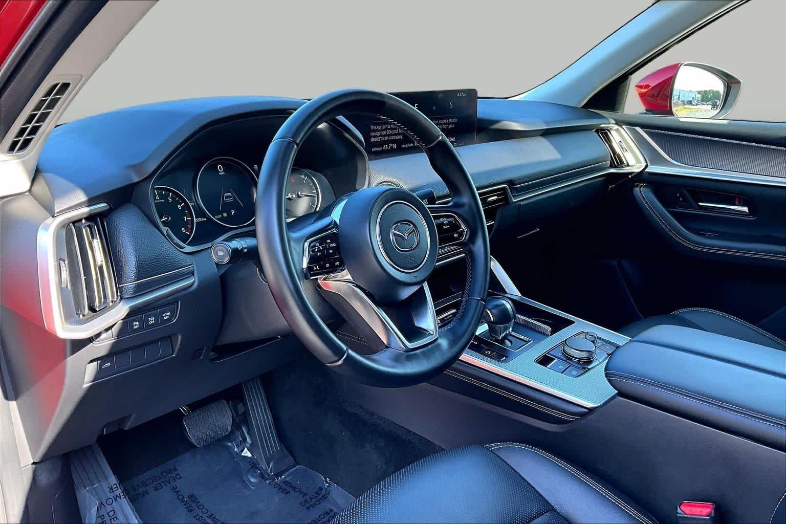 Used 2025 Soul Red Crystal Metallic Mazda Preferred Package image 35