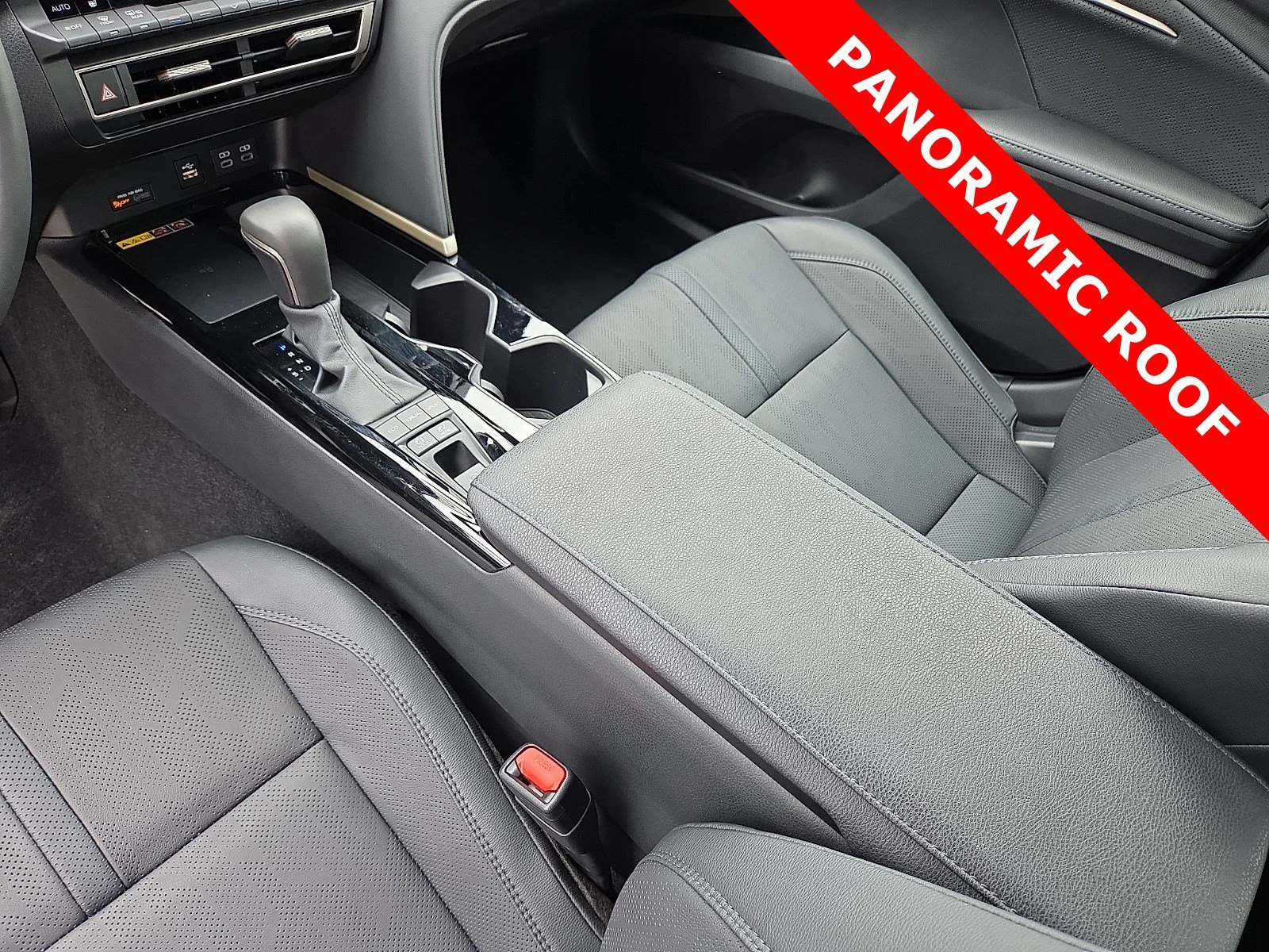 Used 2025 Ocean Gem/Midnight Black Metallic Toyota XSE image 25