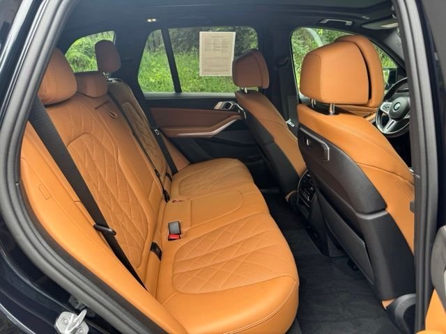 Used 2024 Carbon Black Metallic BMW M60i image 17