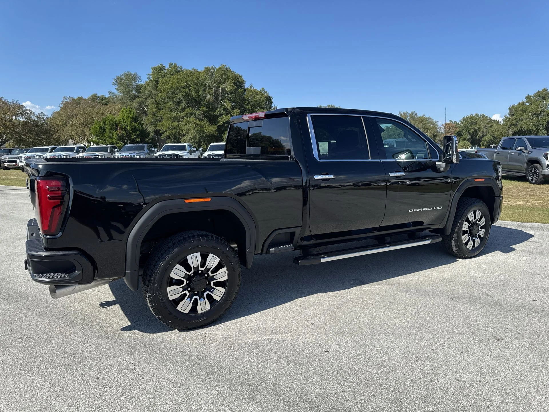2026 GMC Sierra 2500HD Denali - Photo 52