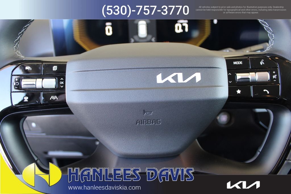 New 2026 Ivory Silver Kia S image 29