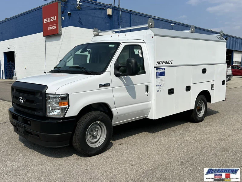 2026 Ford E-Series SRW E-350 Super Duty 138 in WB's photo