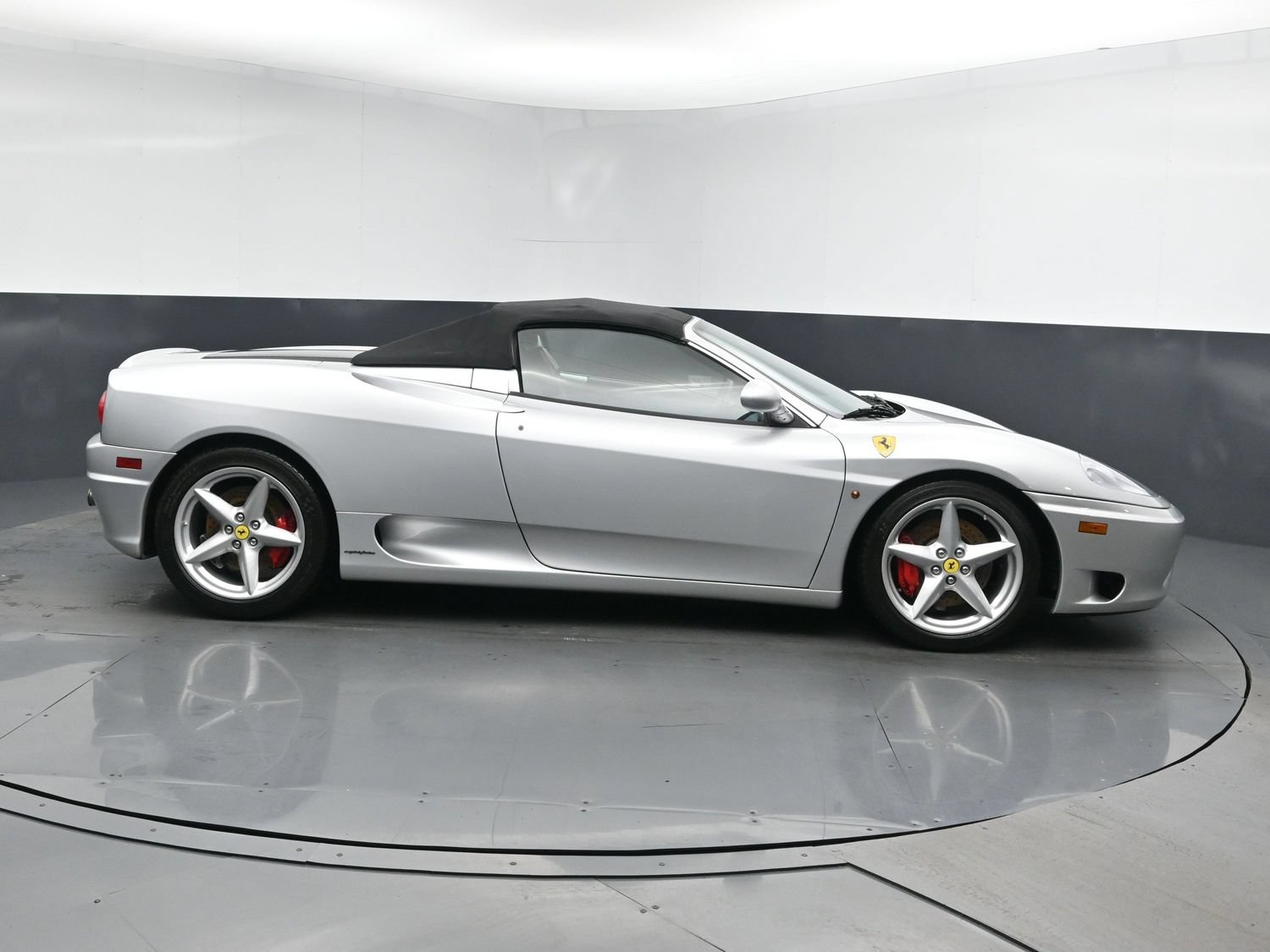 Used 2001 Silver FERRARI  image 4