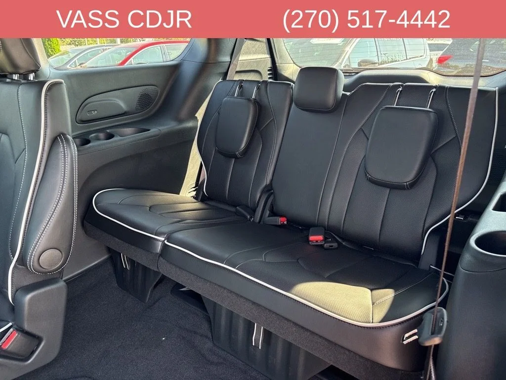 2026 Chrysler Pacifica Limited - Photo 34