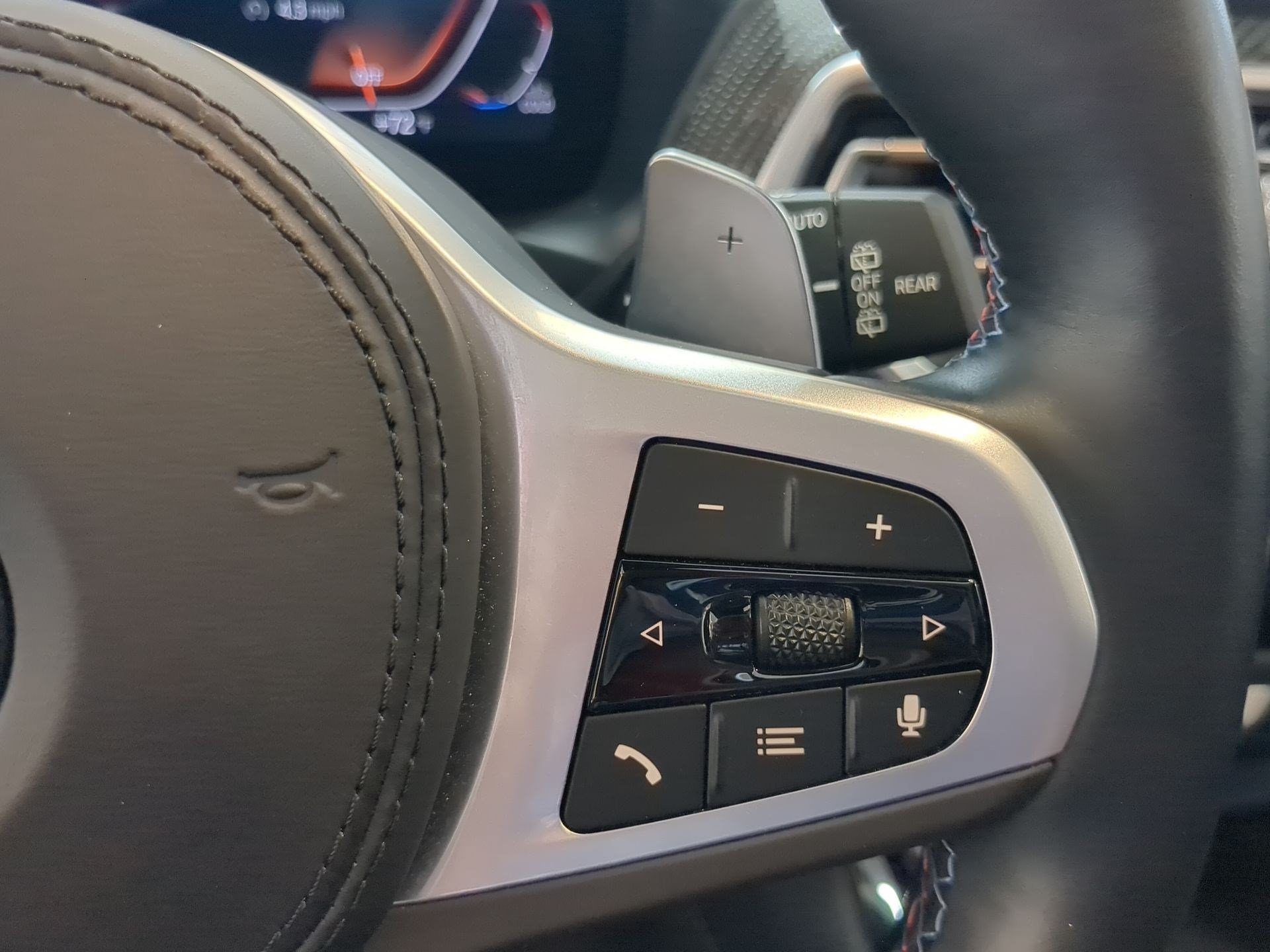 Used 2024 Brooklyn Grey Metallic BMW M40i image 13