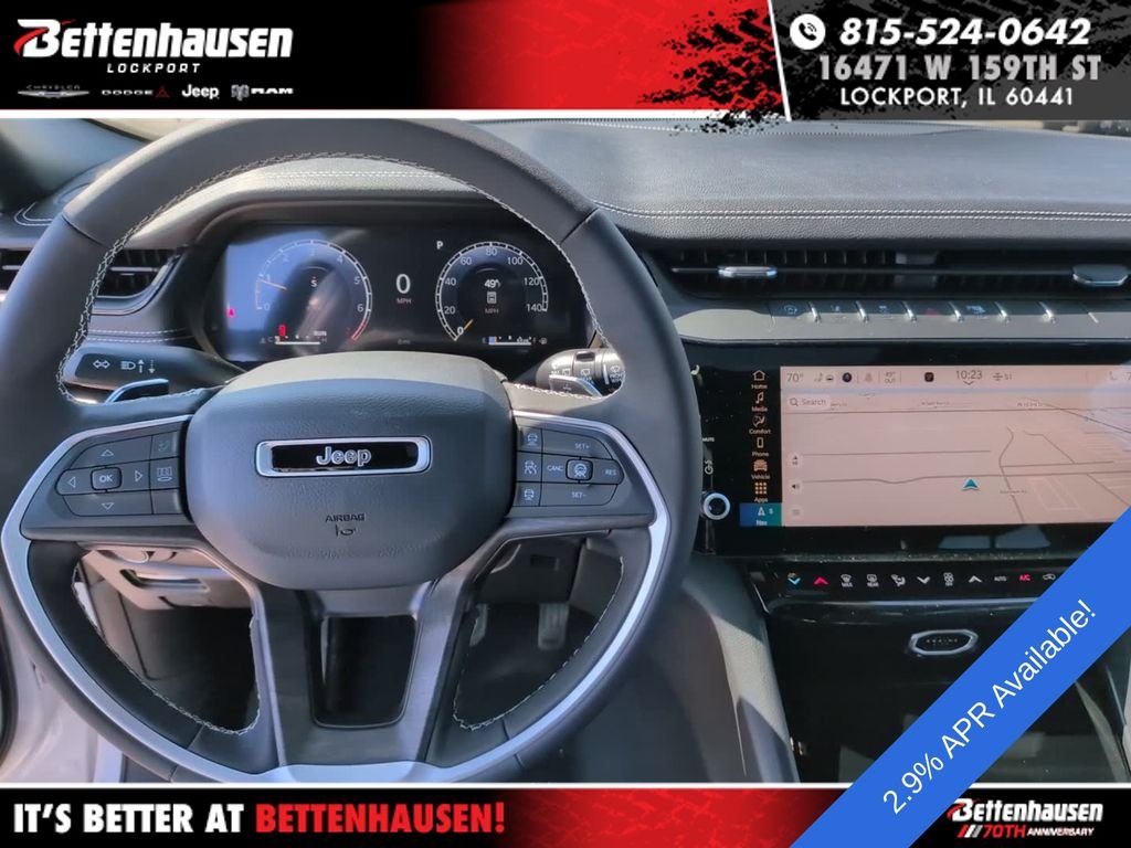 New 2026 White/off-white Jeep Laredo Altitude image 28