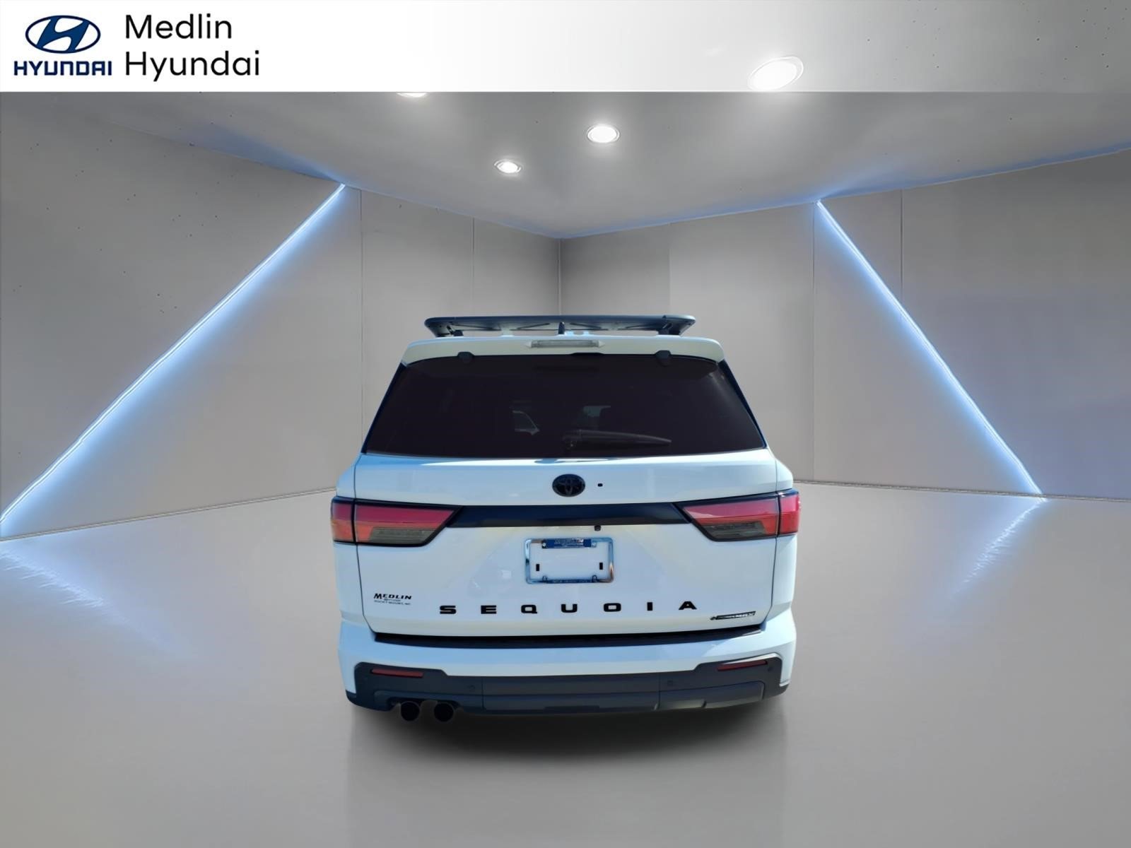 2025 Toyota Sequoia TRD Pro - Photo 4