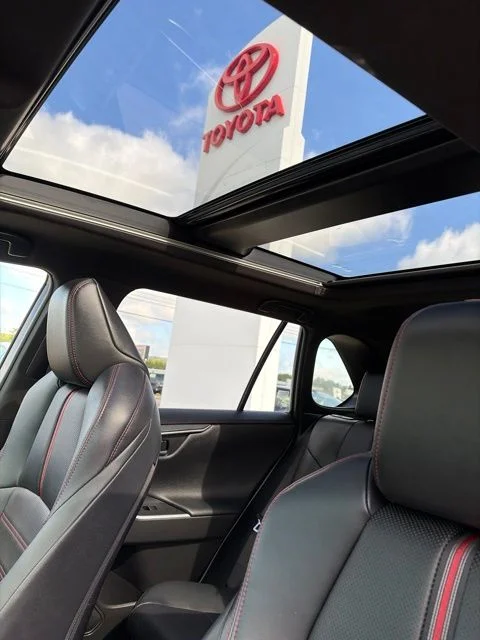 Used 2021 White Toyota XSE image 20