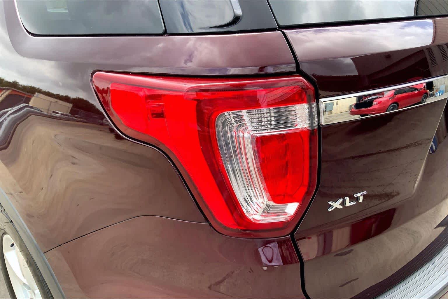 Used 2019 Burgundy Velvet Metallic Tinted Clearcoat Ford XLT image 28