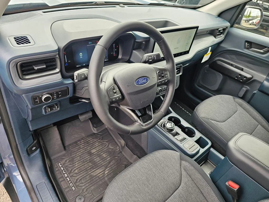 New 2025 Azure Gray Metallic Tri-Coat Ford XLT image 20