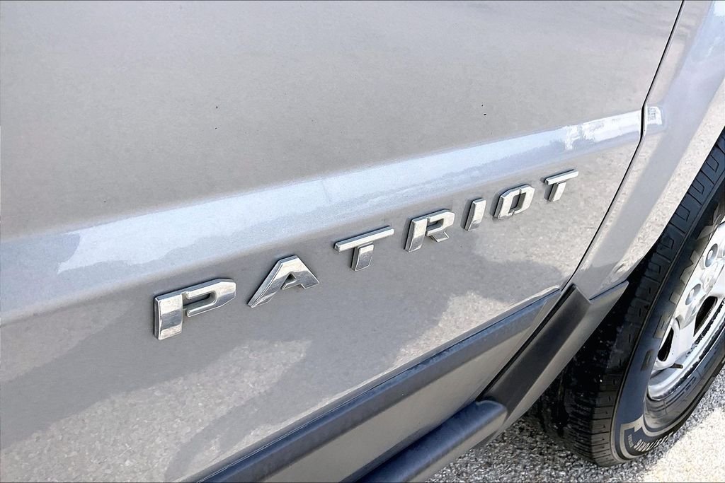 Used 2016 Maximum Steel Metallic Jeep Sport image 20
