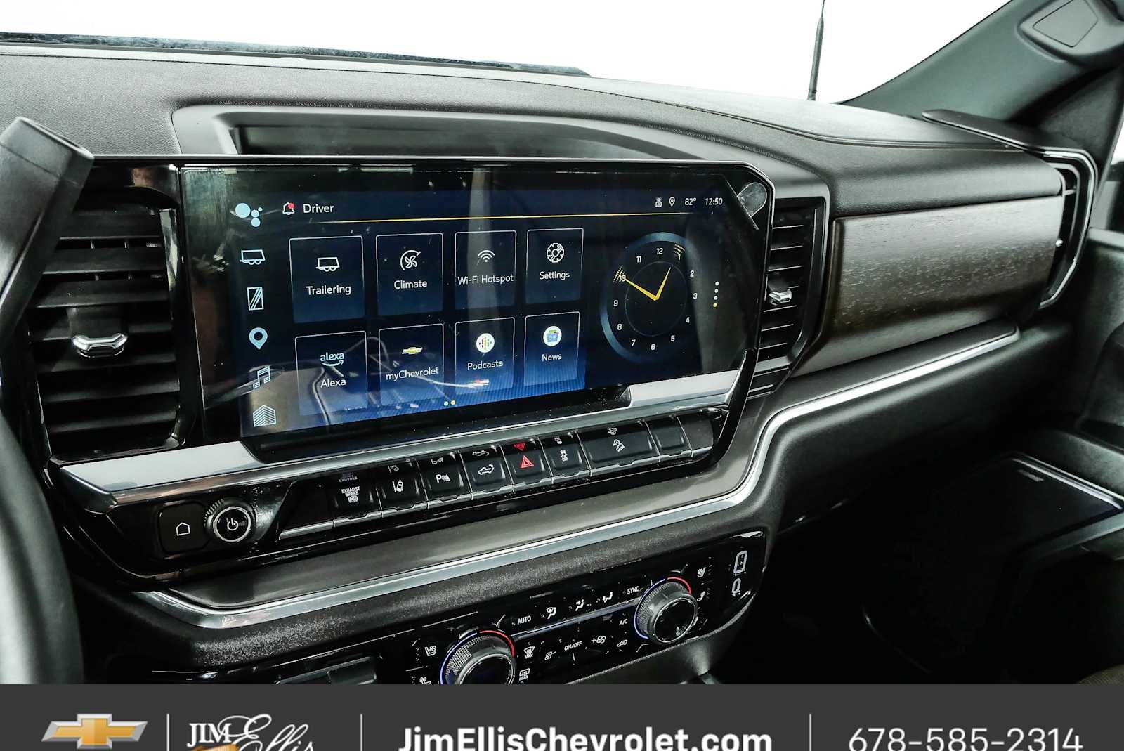 Used 2025 Black Chevrolet High Country image 13