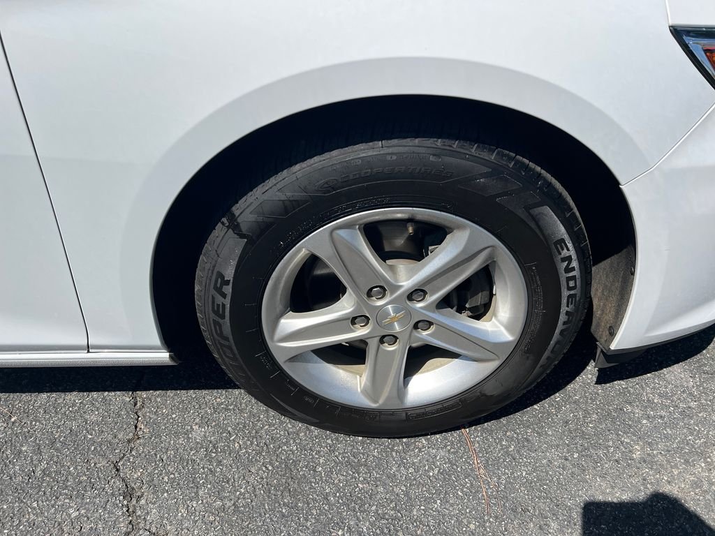 Used 2023 Summit White Chevrolet LS image 12