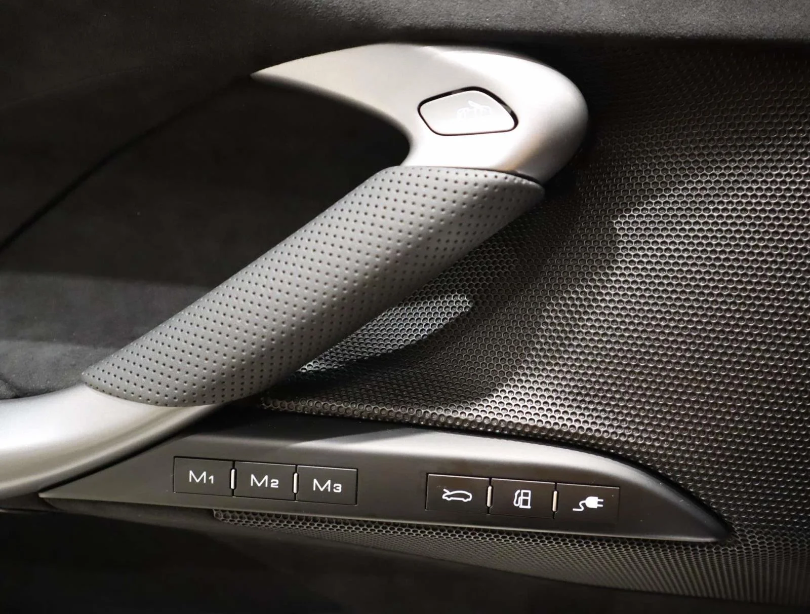 Used 2025 Nero Daytona Ferrari Coupe image 22