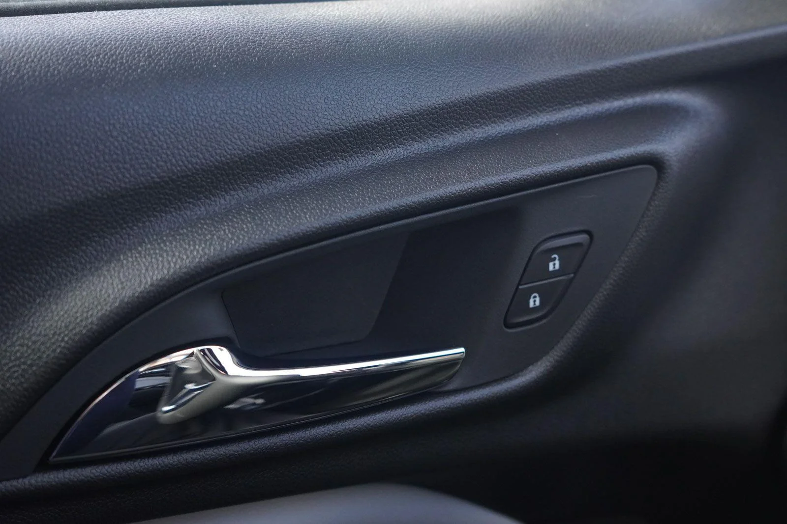 2026 Chevrolet Trax LT - Photo 19