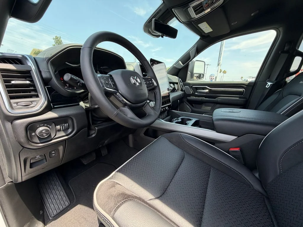 New 2025 Bright White Clear-Coat Exterior Paint RAM Laramie image 26