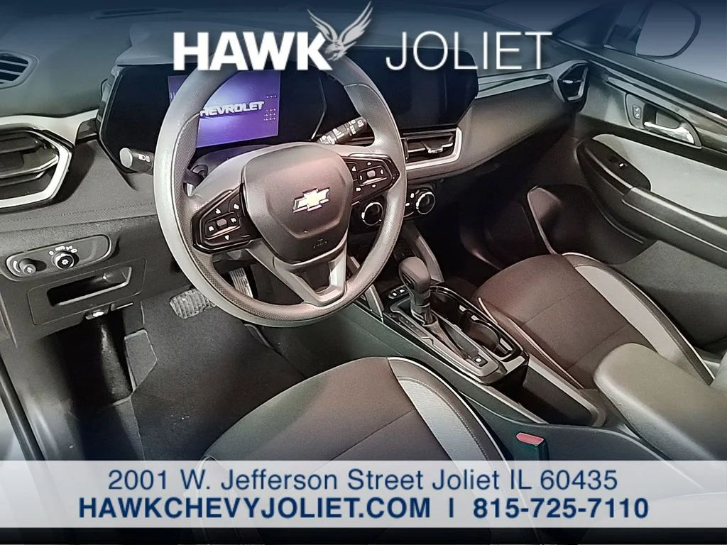 Used 2025 Gray Chevrolet LT image 11