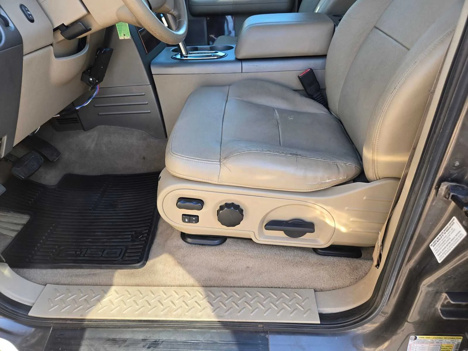 Used 2007  Ford XLT image 22