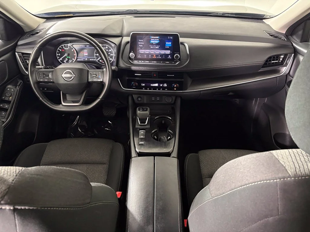 Used 2025 Black Nissan SV image 31