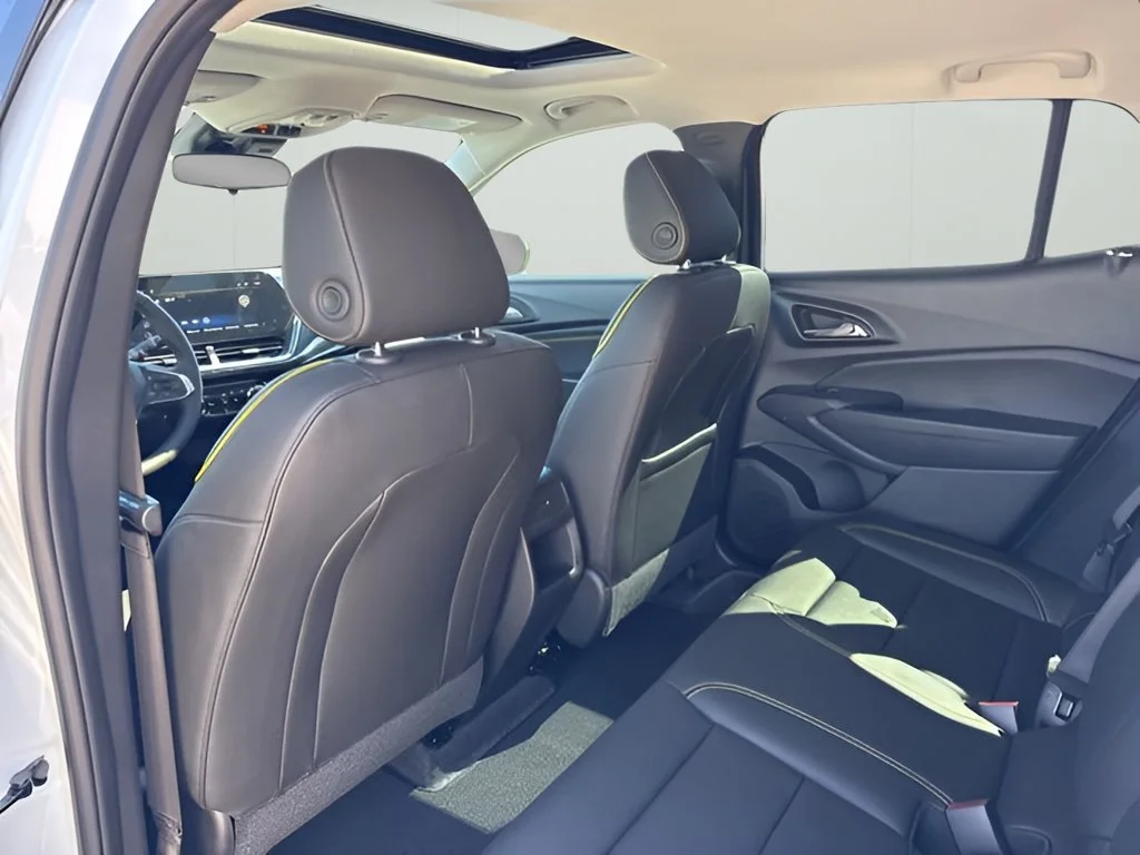 New 2026 Summit White Chevrolet ACTIV image 18