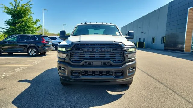 New 2026 Bright White Clear-Coat Exterior Paint RAM Tradesman image 5