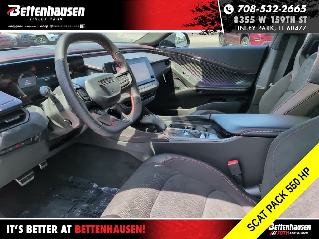 New 2026 Diamond Black Crystal Pearlcoat Dodge R/T Scat Pack image 17