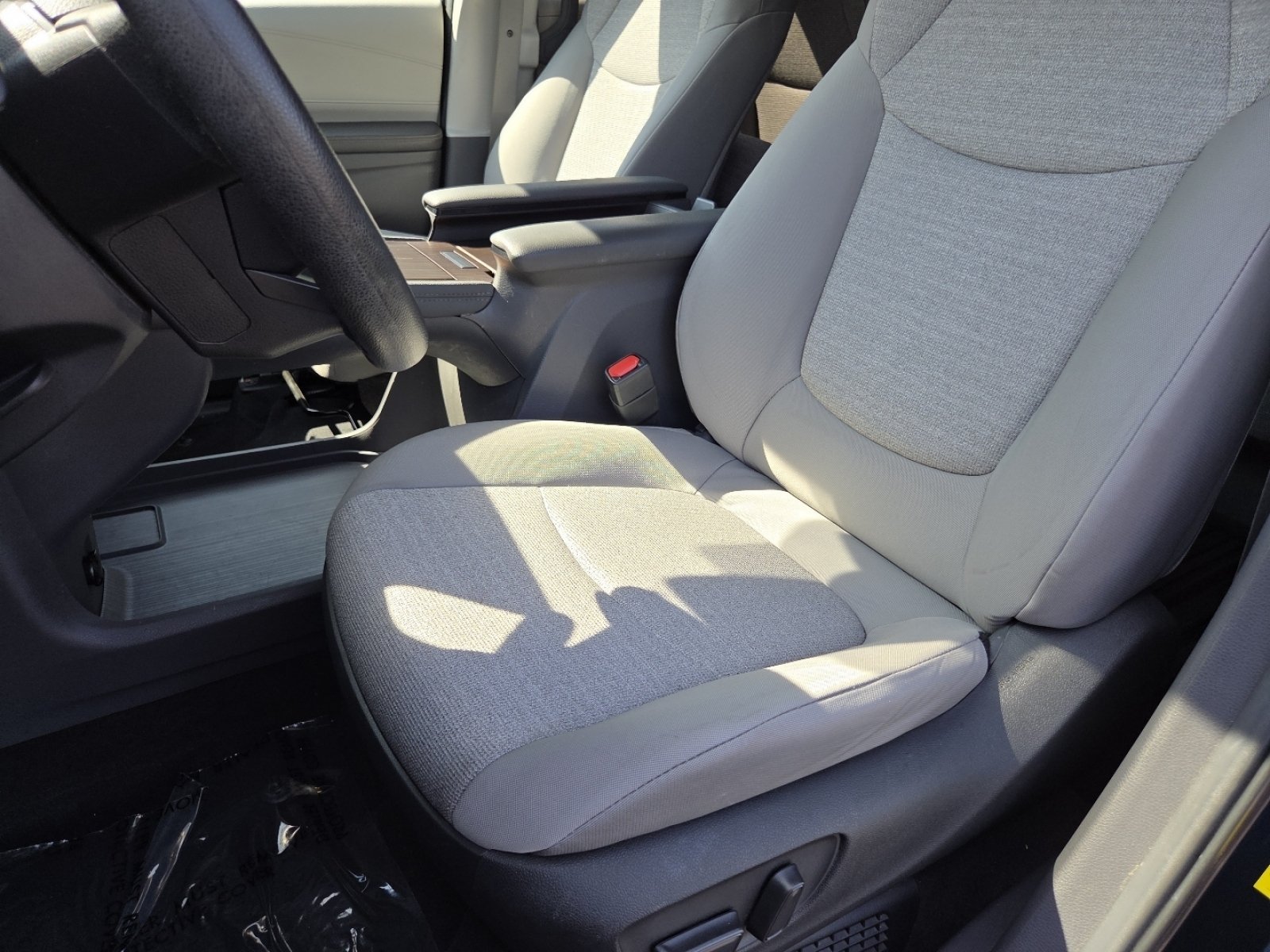 Used 2024 Gray Toyota Hybrid LE image 27