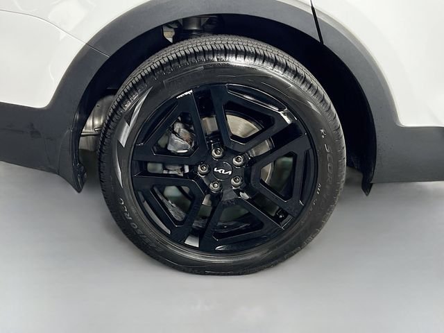 Used 2024 White Kia SX-Prestige X-Line image 42