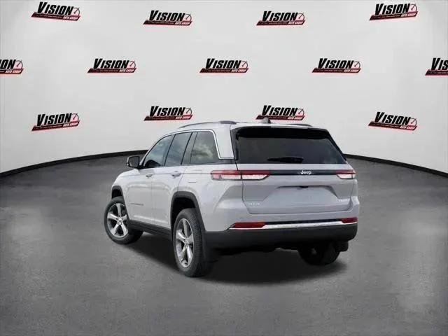 New 2026 Bright White Clear-Coat Exterior Paint Jeep Limited image 3