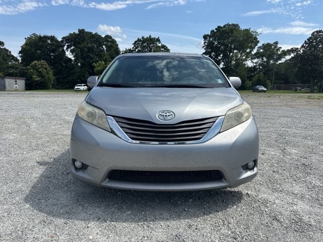 Used 2013 Toyota Sienna XLE with VIN 5TDYK3DC5DS314913 for sale in Warner Robins, GA