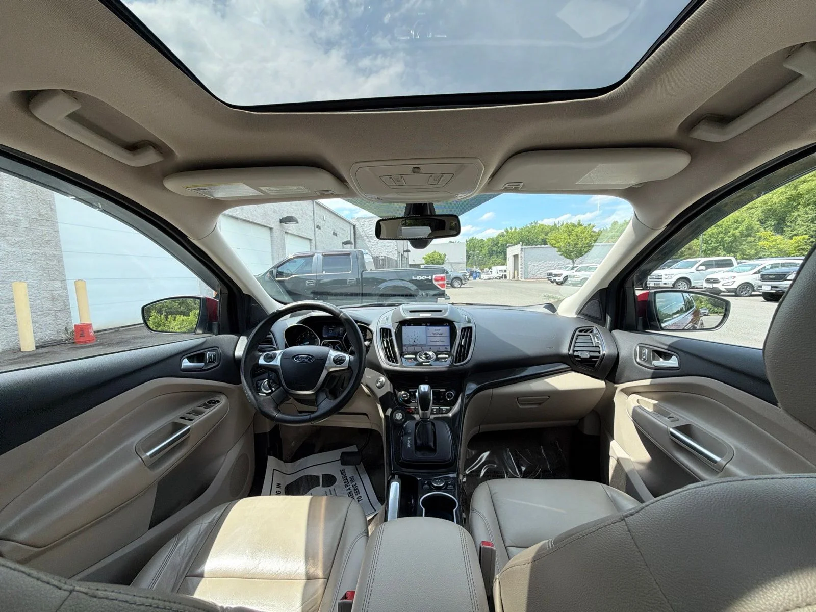 Used 2016 Red Ford Titanium image 27