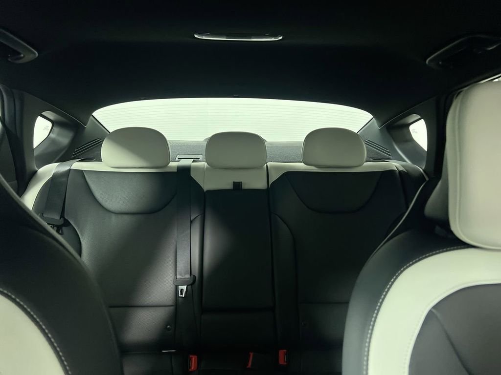 New 2026 Snow White Pearl Kia GT-Line image 33