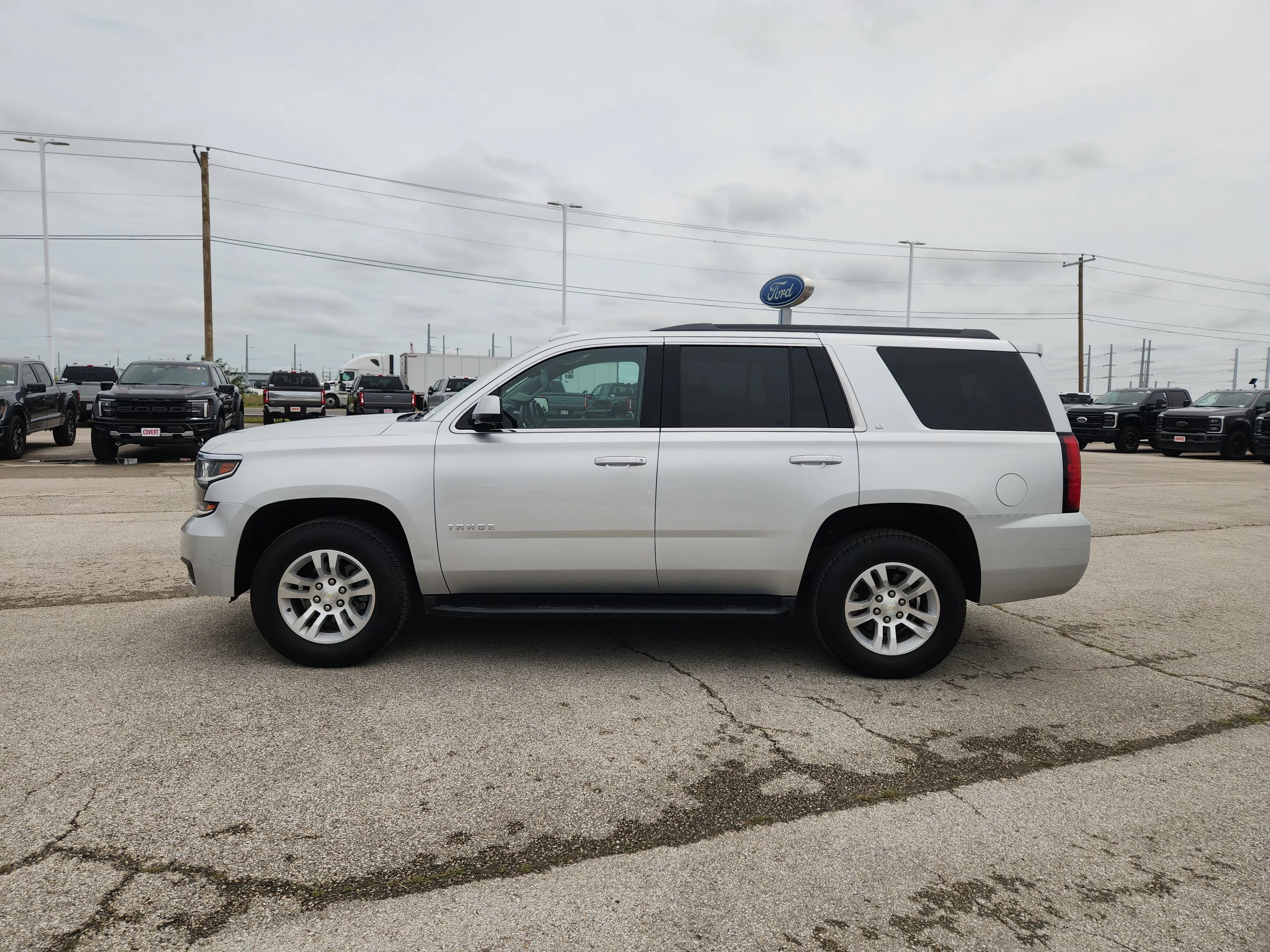 Used 2018 Silver Ice Metallic Chevrolet LT image 4