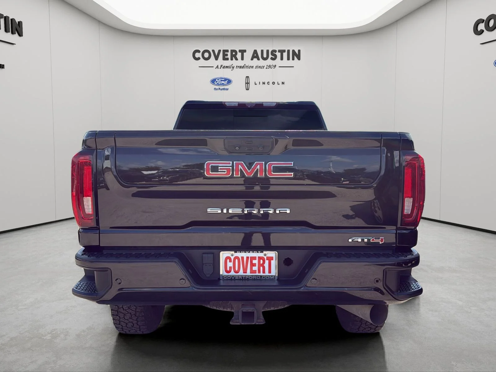 Used 2022 Black GMC AT4 image 4