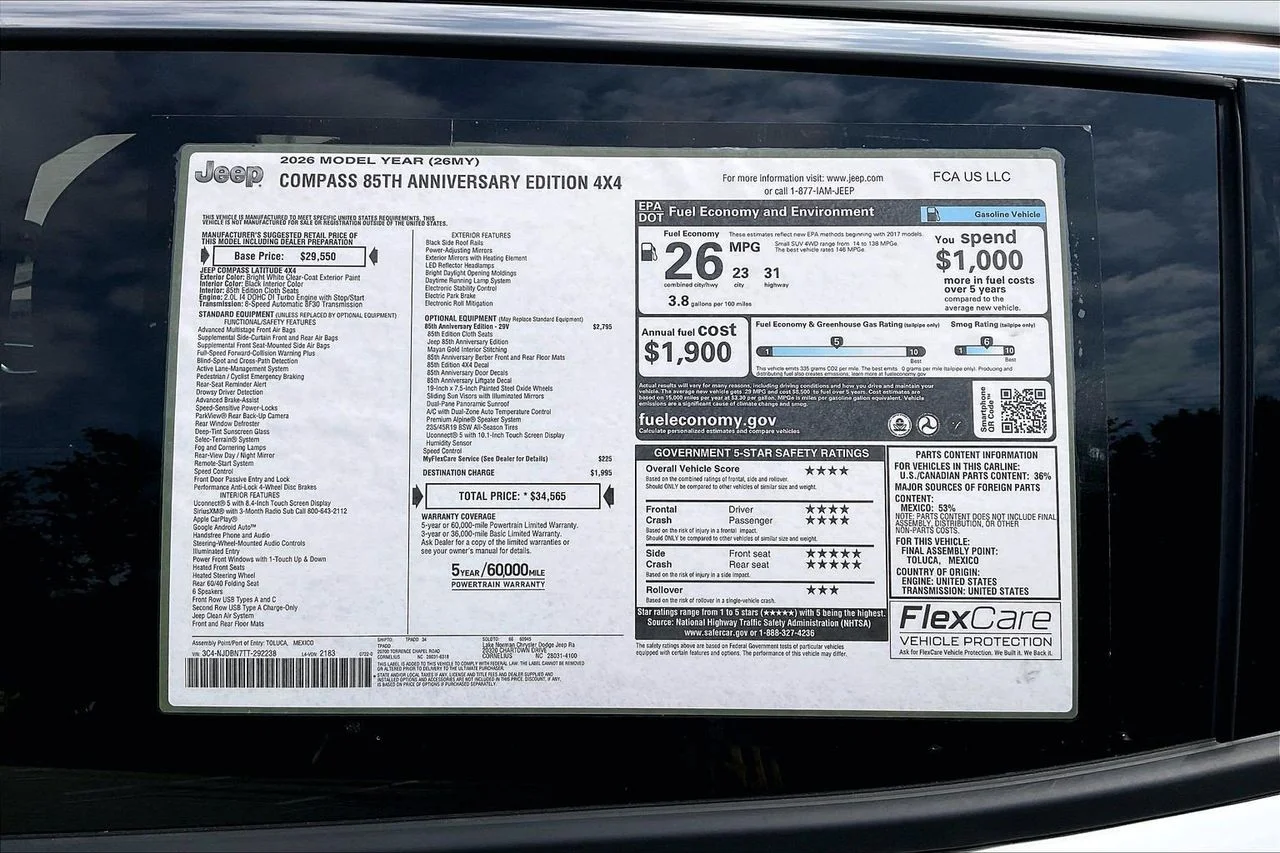 New 2026 Bright White Clearcoat Jeep Latitude image 33
