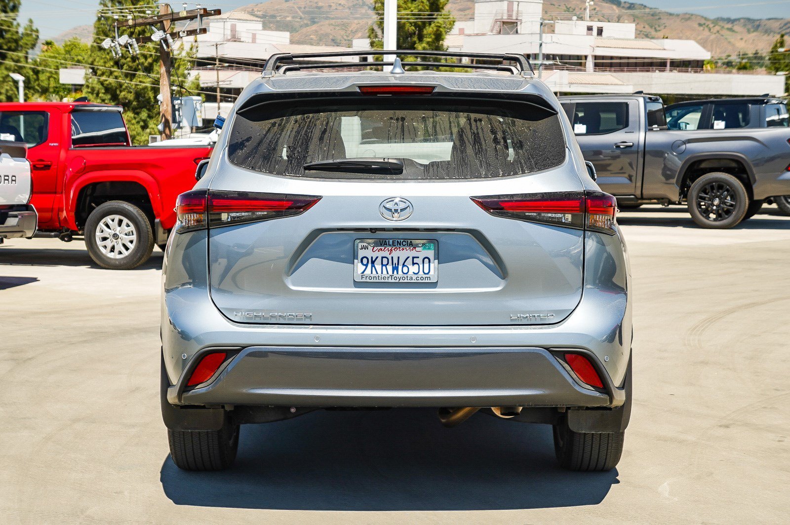 Certified Used 2024 Moon Dust Toyota Limited image 5