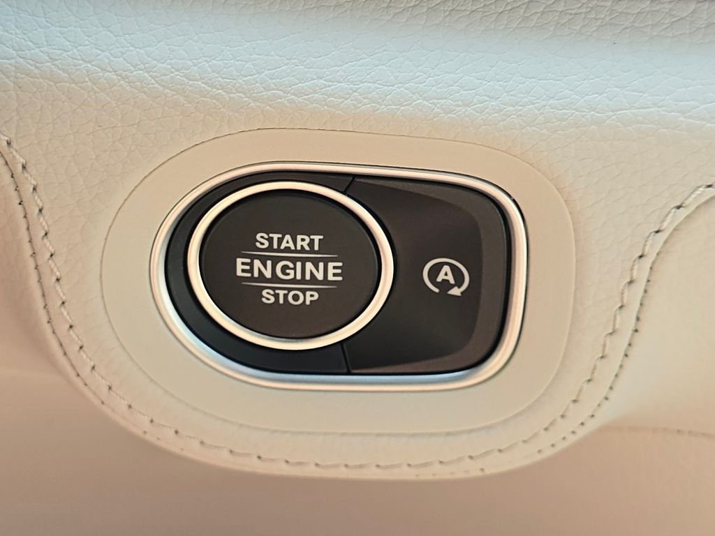 New 2026 Polar White Mercedes-Benz GLE 53 AMG® image 40