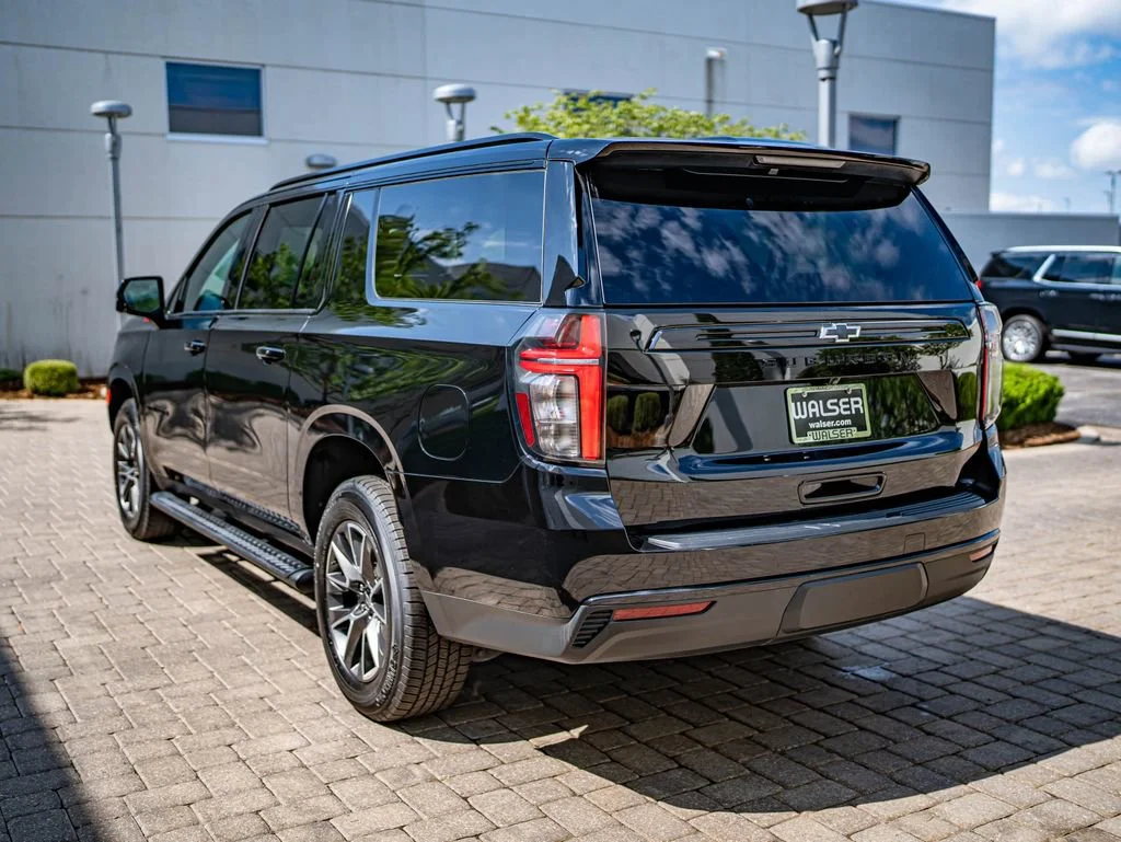 Used 2024 Black Chevrolet Z71 image 7