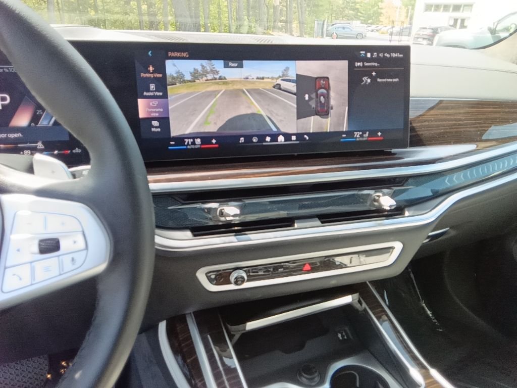 Used 2026 Aventurin Red Metallic BMW xDrive40i image 16