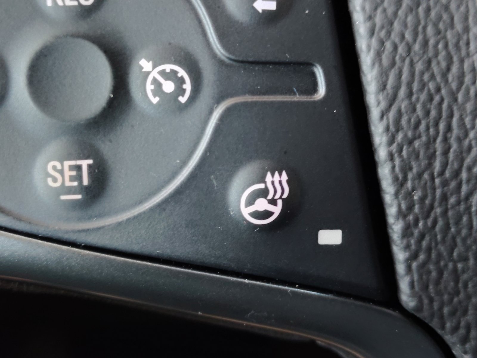 Used 2019 Pepperdust Metallic Chevrolet LT image 26