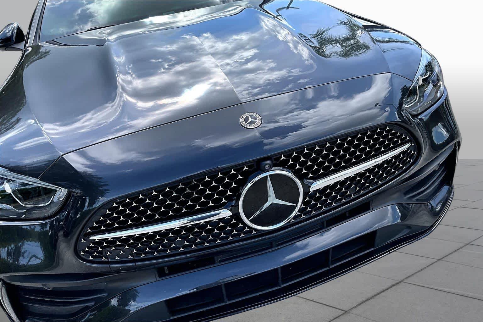 Used 2024 Graphite Grey Metallic Mercedes-Benz C 300 image 30