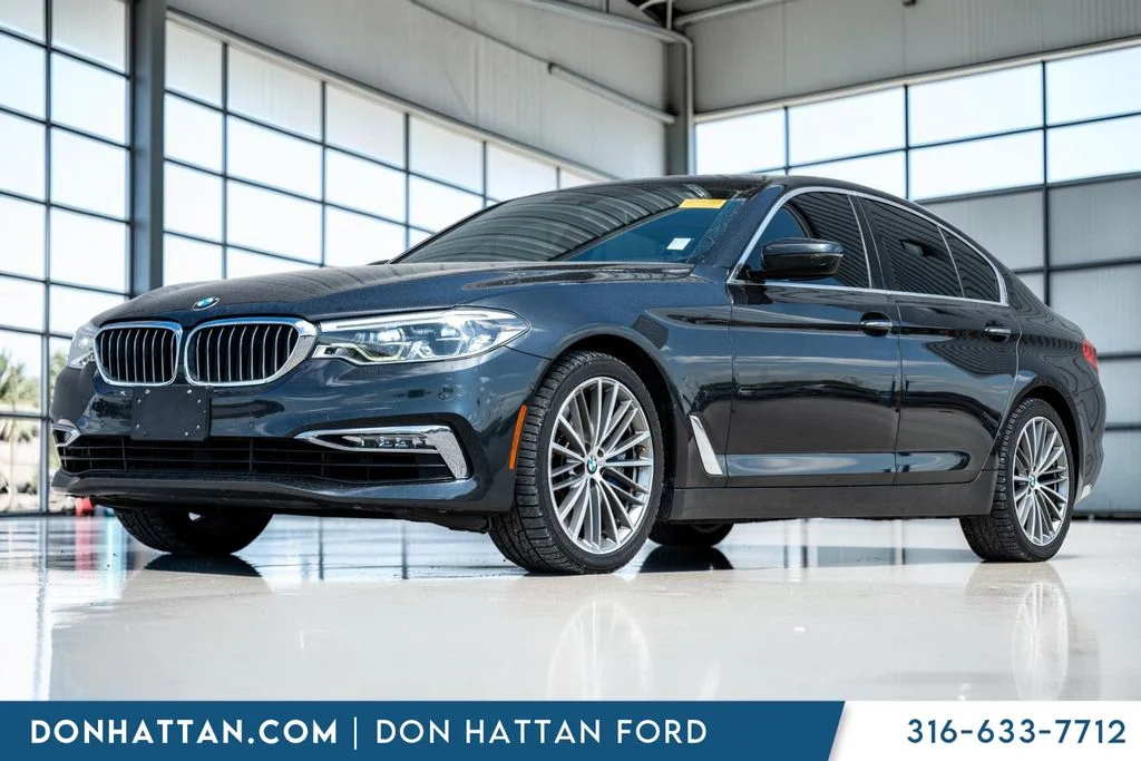 2017 BMW 5 Series 540i Sedan's photo