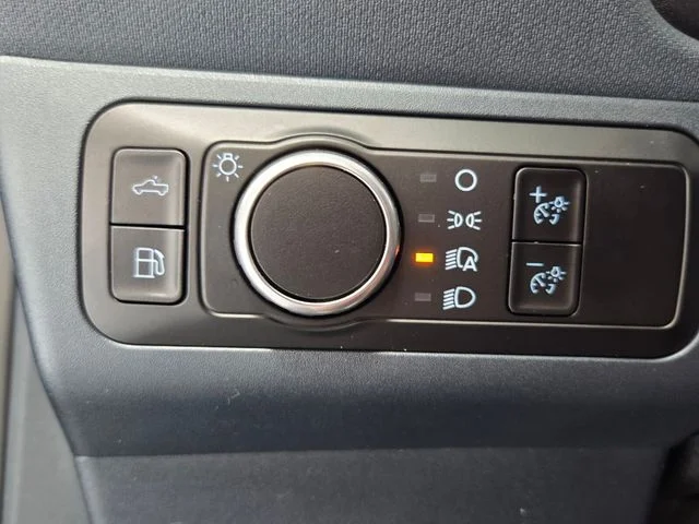 Used 2023 Black Ford Lariat image 29