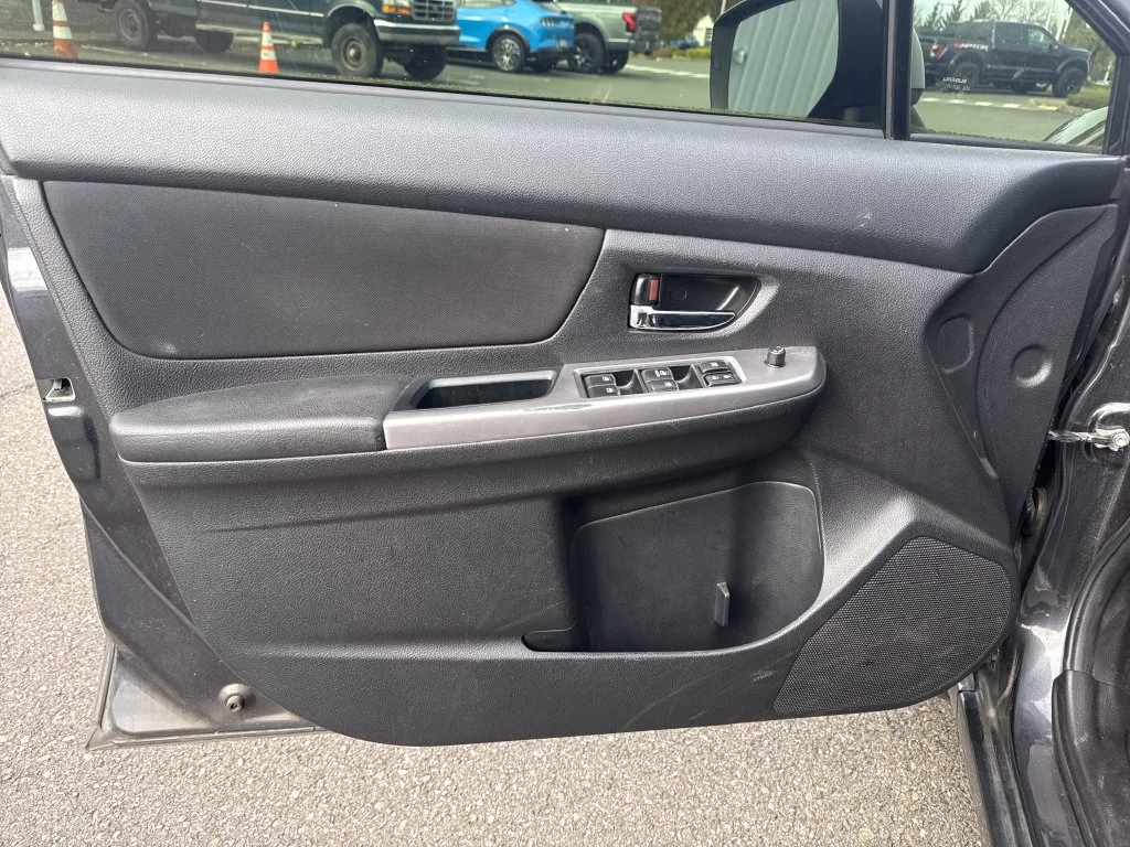 Used 2015 Gray Subaru 2.0i Premium image 16