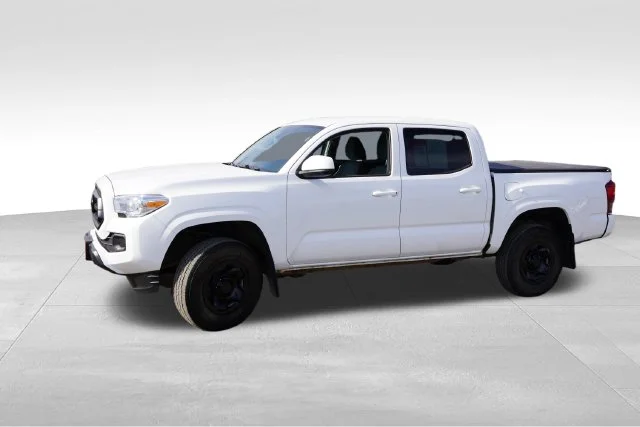 Certified Used 2023 White Toyota SR image 12