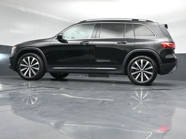 Certified Used 2023 Midnight Black Mercedes-Benz GLB 250 image 41